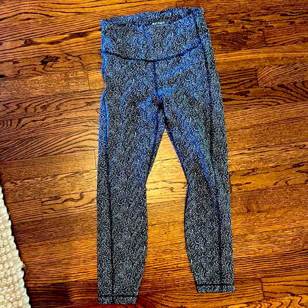 Athleta ultimate stash textured 7/8 tight